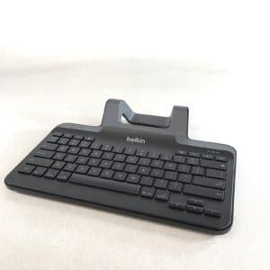 Lot of 10: Belkin Wired Tablet Keyboard w/Stand for iPad & Lightning Connector